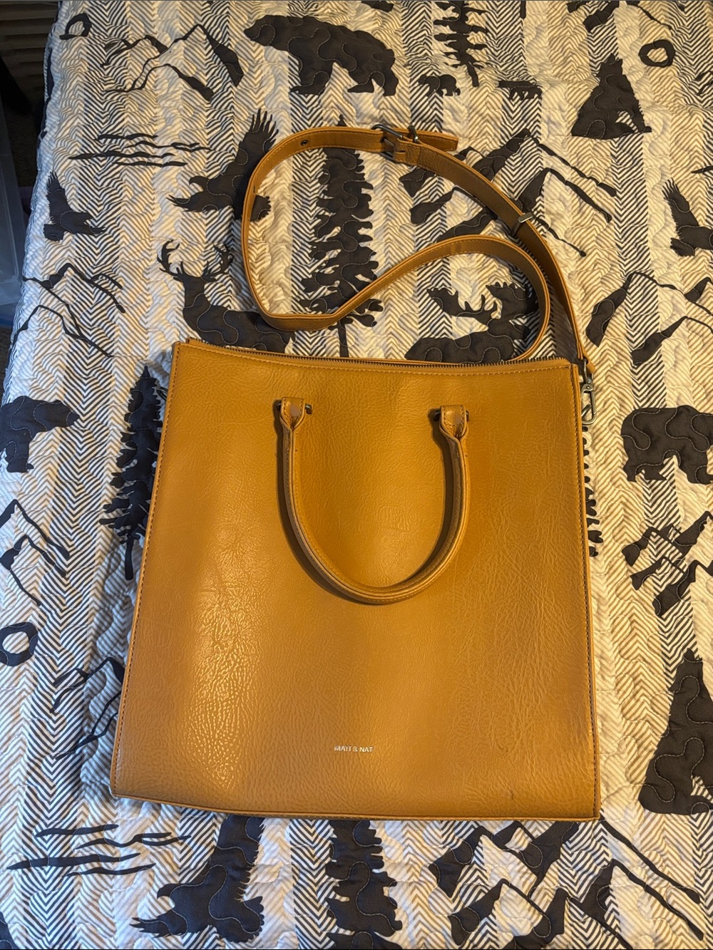 Material and Nature Purse